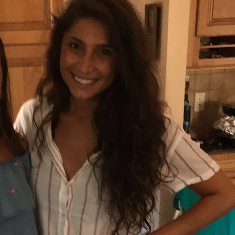 Meet your Posher, Christina